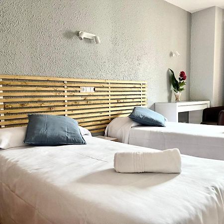 Hotel Acebo Plaza Mayor Jaca Buitenkant foto