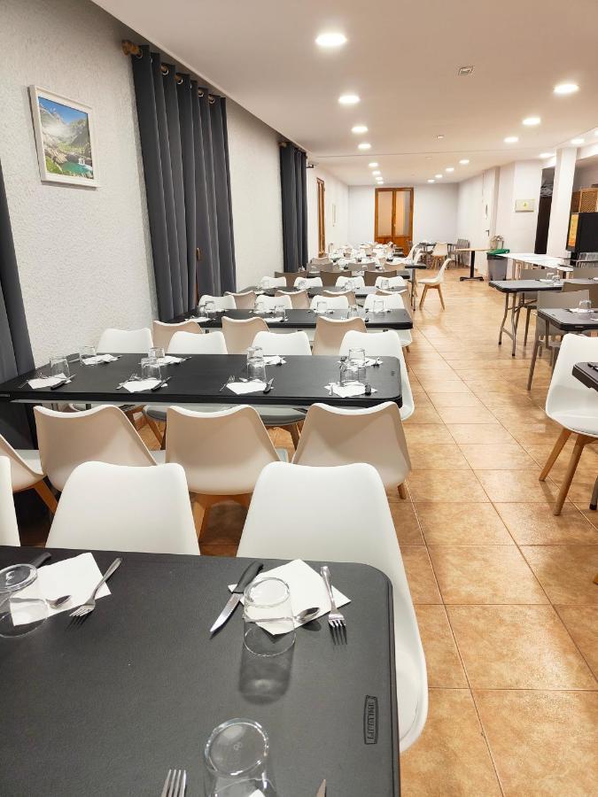 Hotel Acebo Plaza Mayor Jaca Buitenkant foto