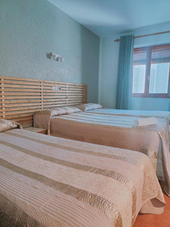 Hotel Acebo Plaza Mayor Jaca Buitenkant foto