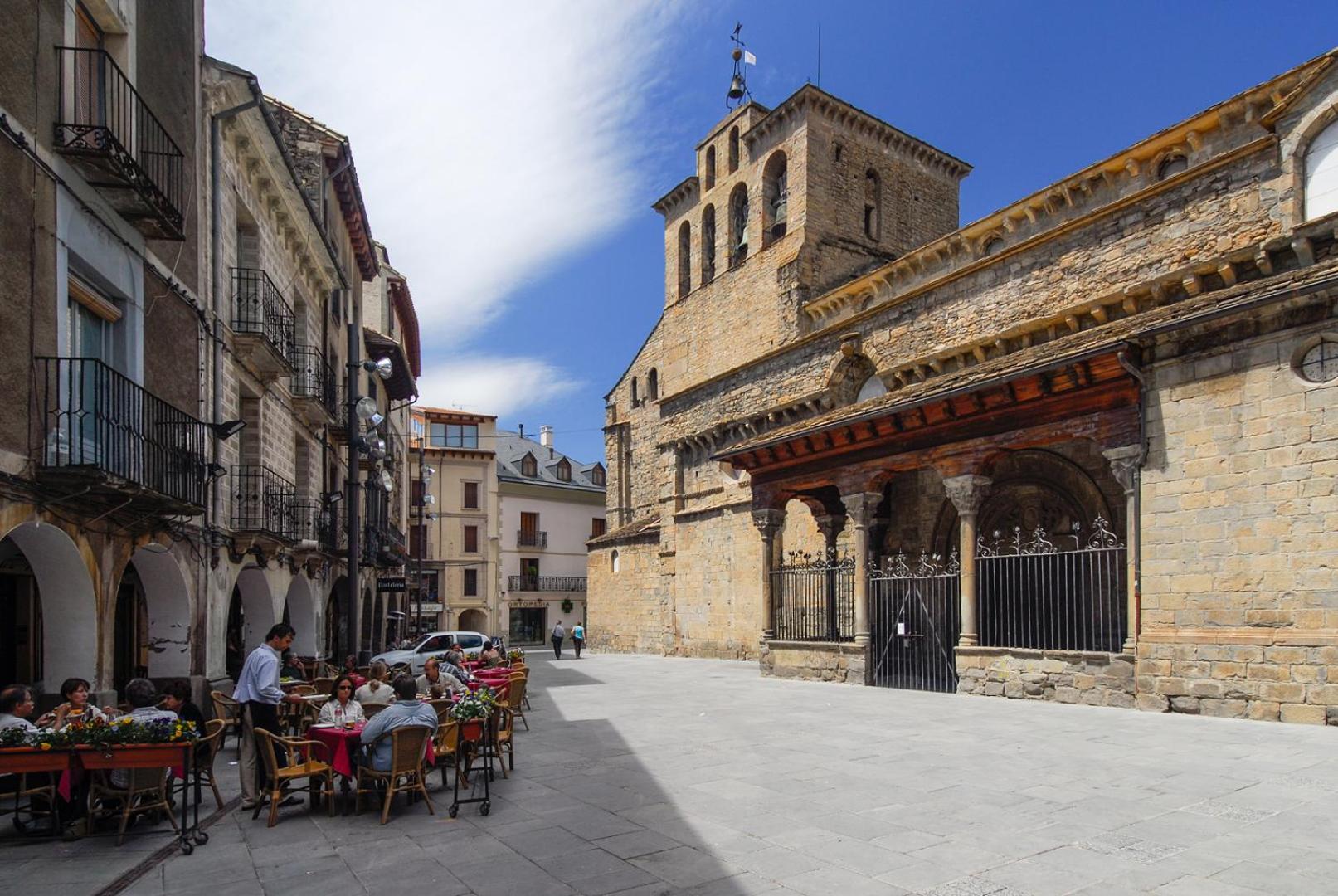 Hotel Acebo Plaza Mayor Jaca Buitenkant foto